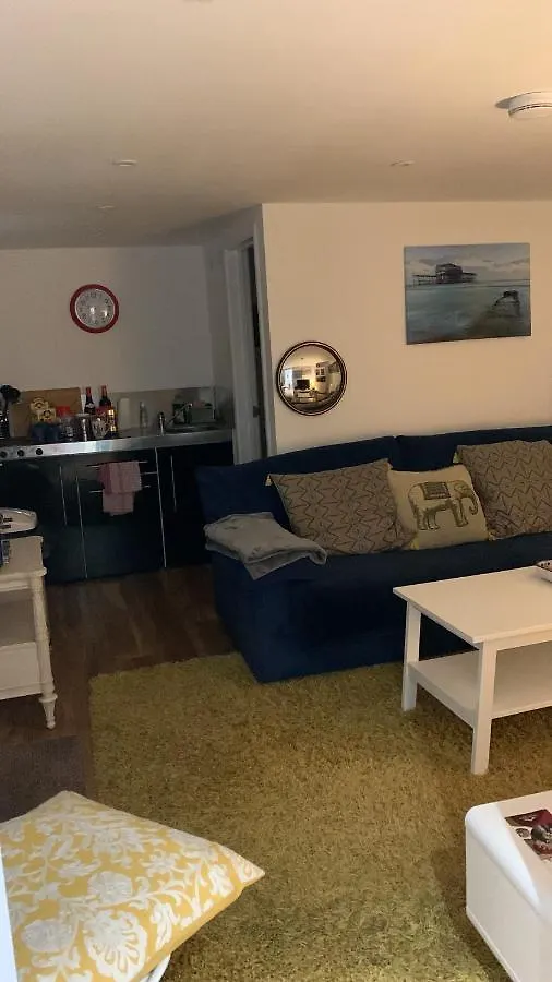 Lindas Lodge Free Parking Air Con Plus Provisions Included Brighton 0*,