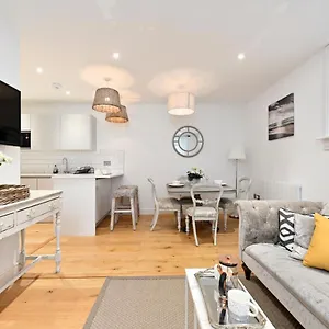 Holiday home The Mews - Stylish & Central Townhouse, Up To 6 Guests, Brighton