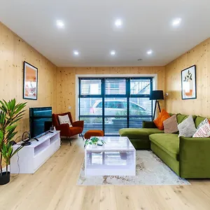 Holiday home Mews 1 With Free Parking - By My Getaways, Brighton